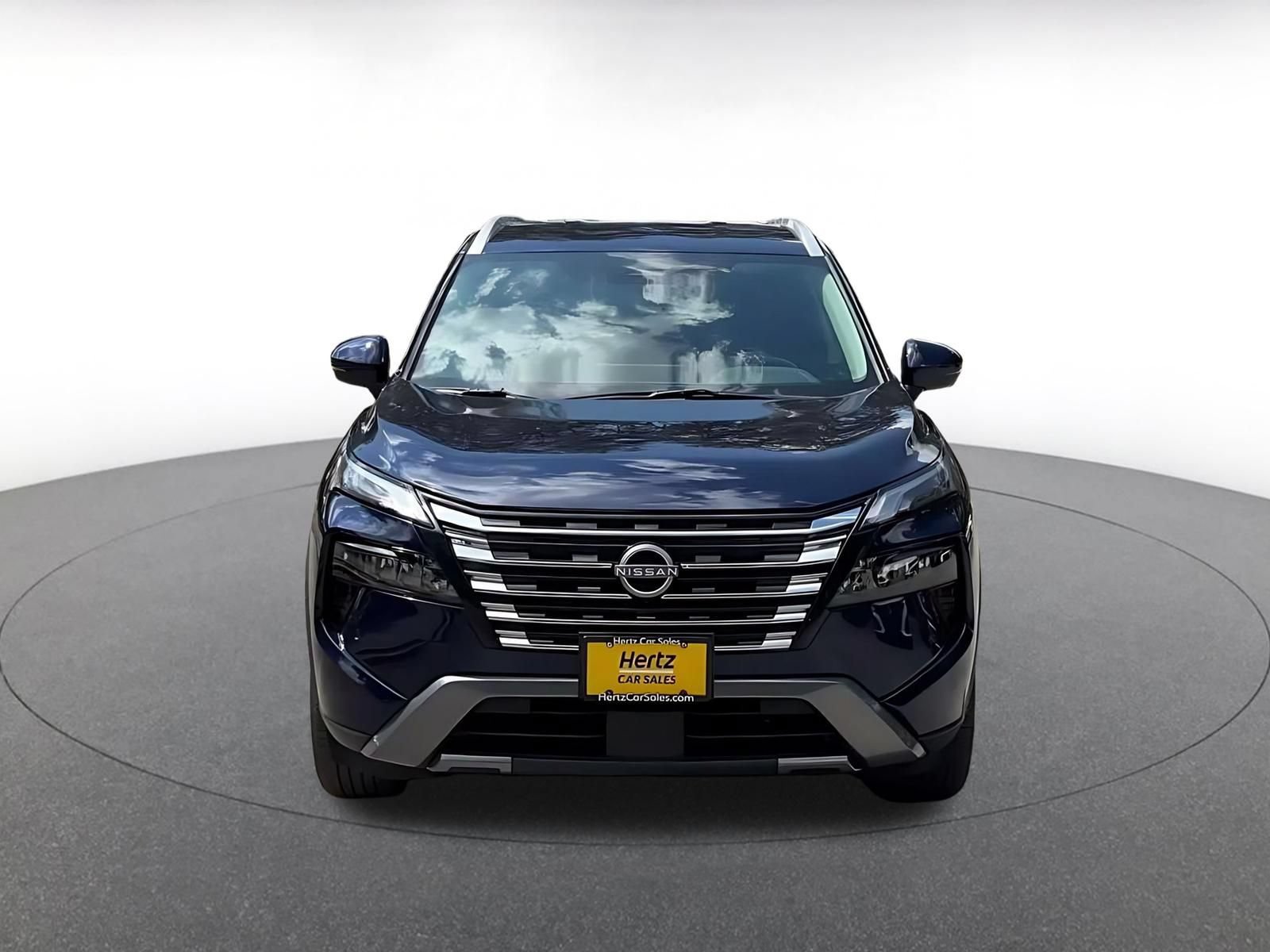 Used 2026 Nissan Rogue SL AWD/4WD image 4