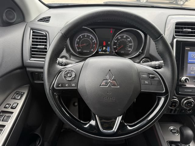 Used 2024 Mitsubishi Outlander Sport SE AWD/4WD image 13