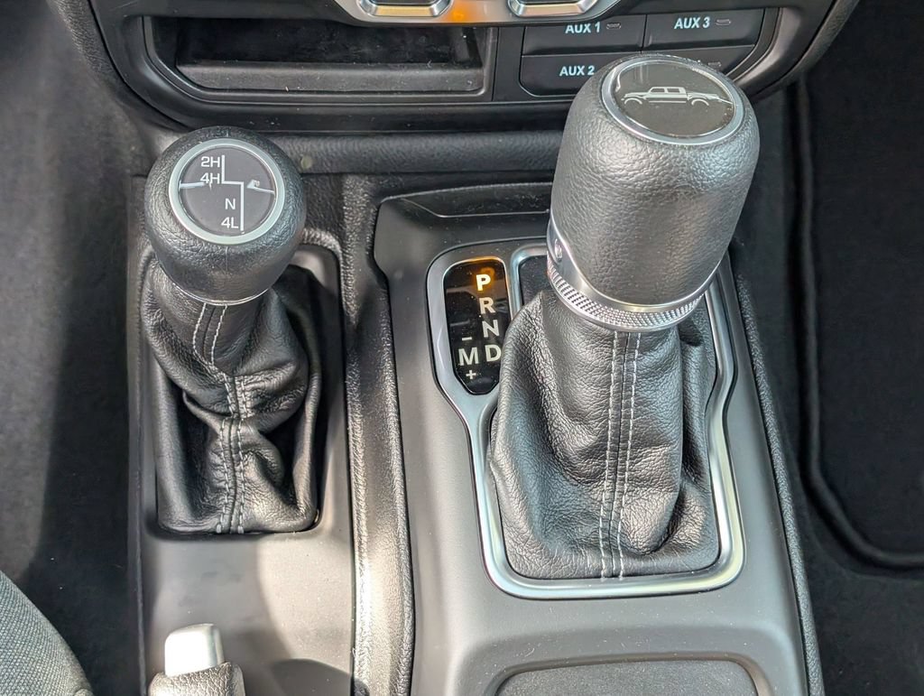 New 2026 Jeep Gladiator Sport AWD/4WD image 19