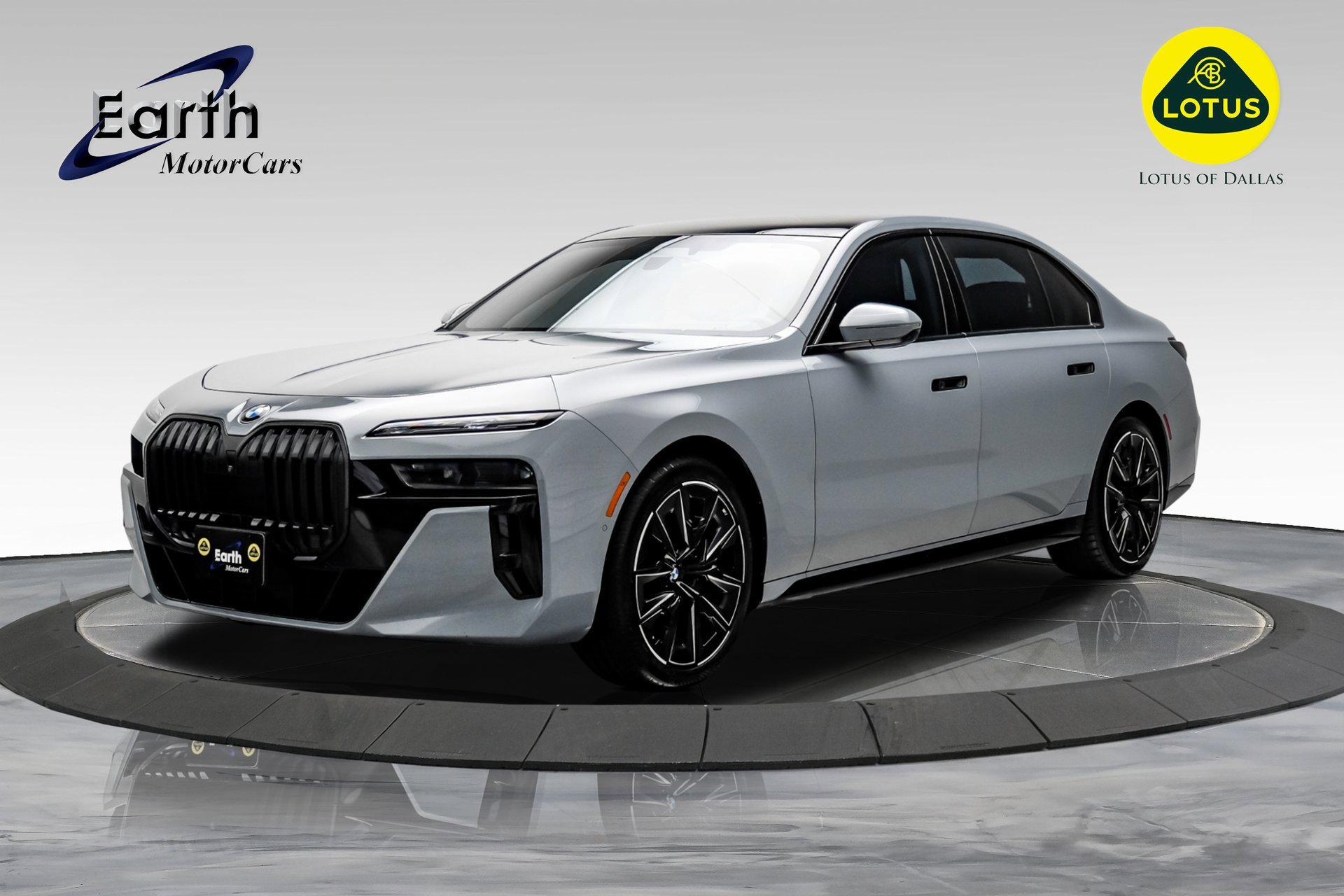 Used 2023 BMW 760i xDrive w/ Executive Package