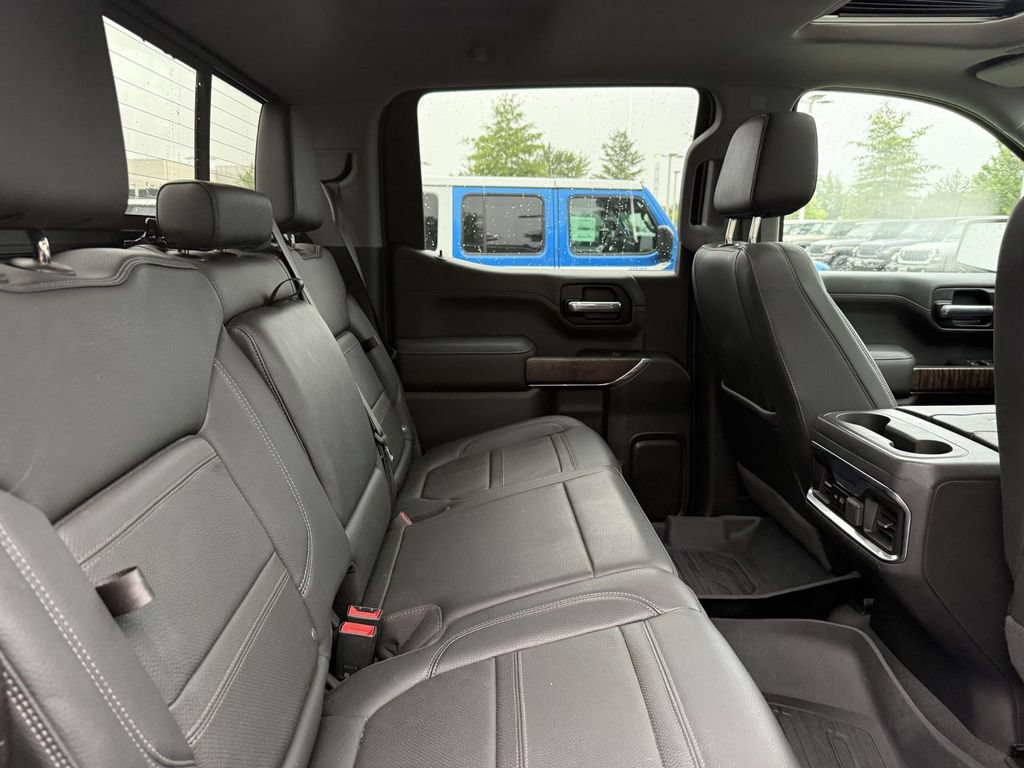 Used 2022 GMC Sierra 1500 Denali w/ Denali Premium Package AWD/4WD image 16