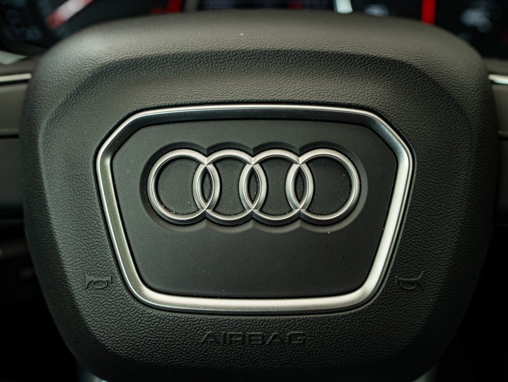 Used 2023 Audi Q5 2.0T Premium w/ Convenience Package image 27