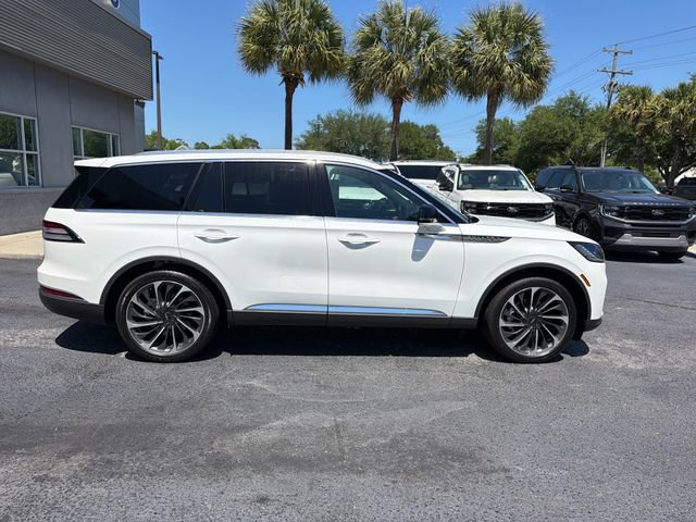Used 2025 Lincoln Aviator Reserve w/ Illumination Package RWD image 9