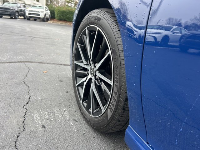 Used 2024 Toyota Camry SE image 9