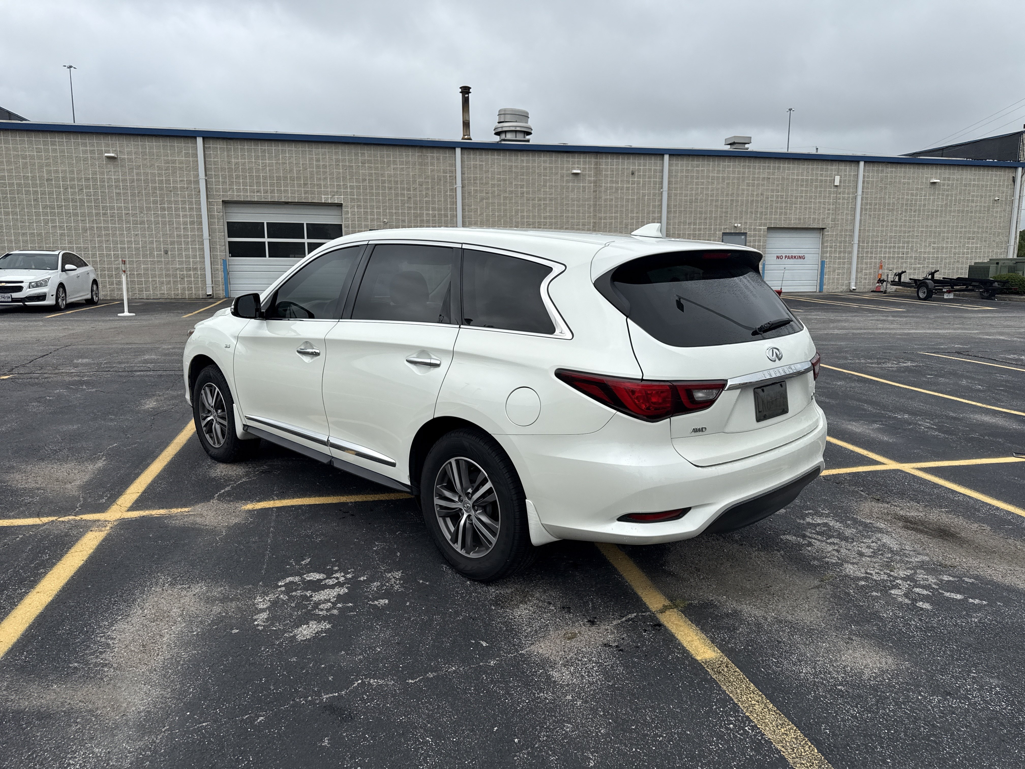 Used 2020 INFINITI QX60 Pure AWD/4WD image 4