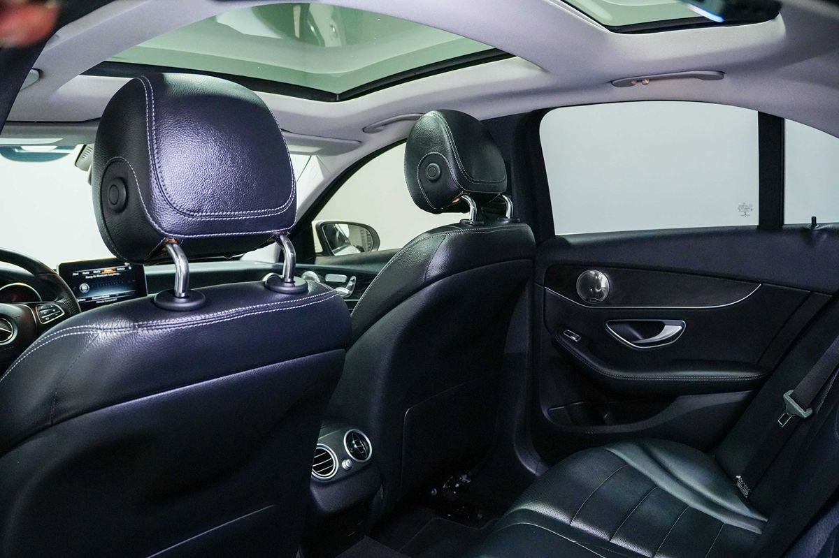 Used 2016 Mercedes-Benz C 350e Sedan image 23