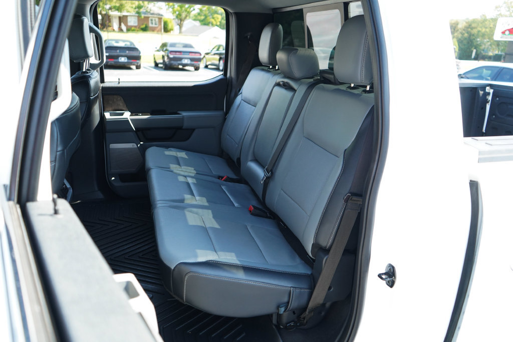 Used 2023 Ford F150 Lariat AWD/4WD image 8