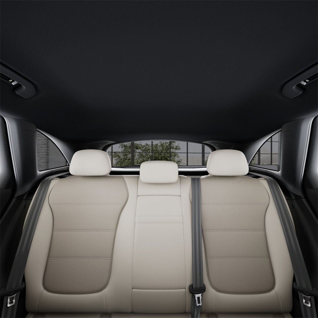 Used 2025 Mercedes-Benz GLC 300 4MATIC image 44