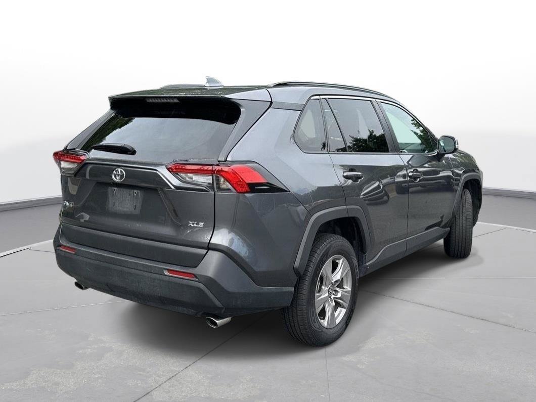 Certified 2025 Toyota RAV4 XLE FWD image 6