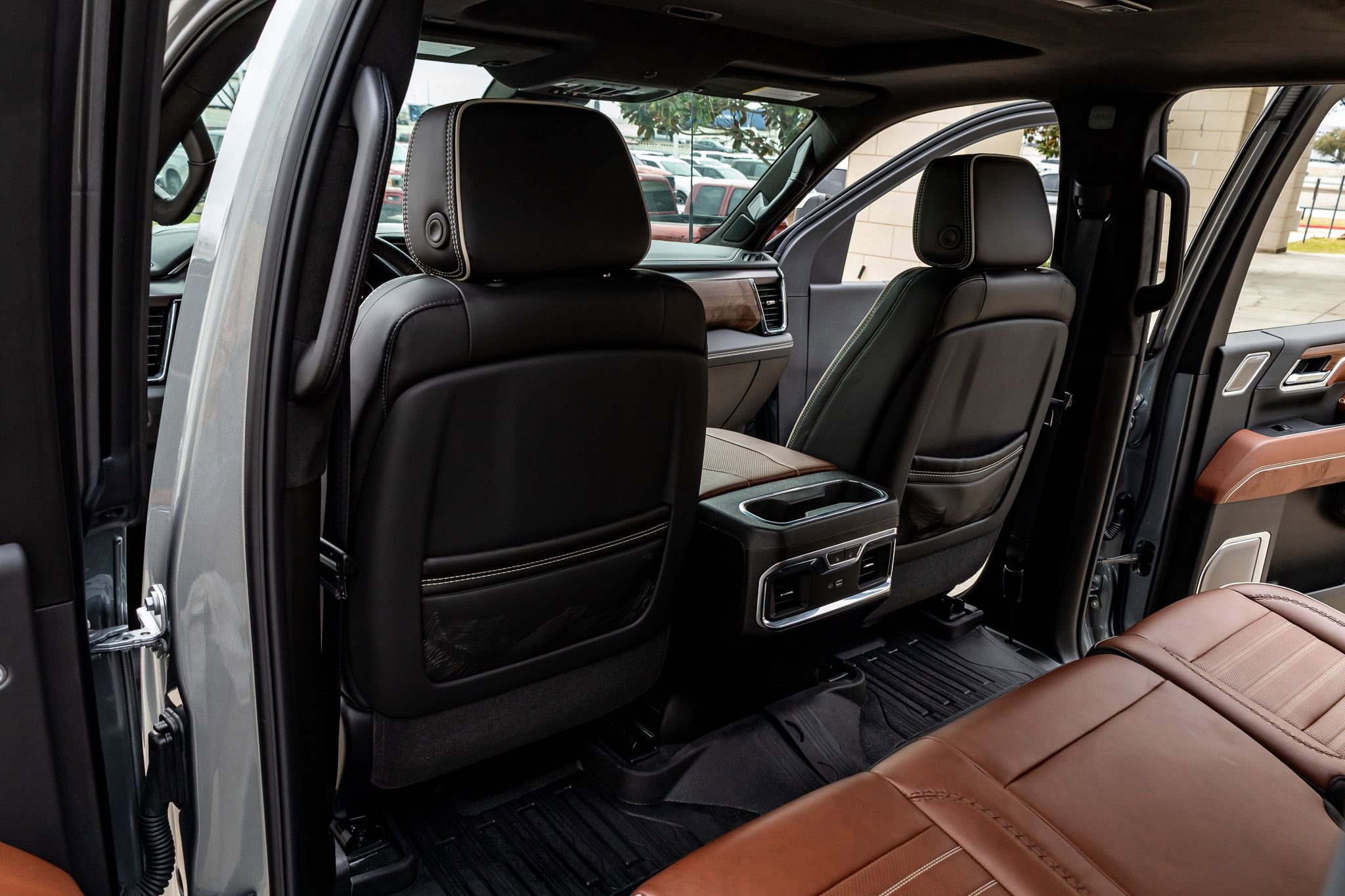 Used 2026 GMC Sierra 2500 Denali Ultimate image 34