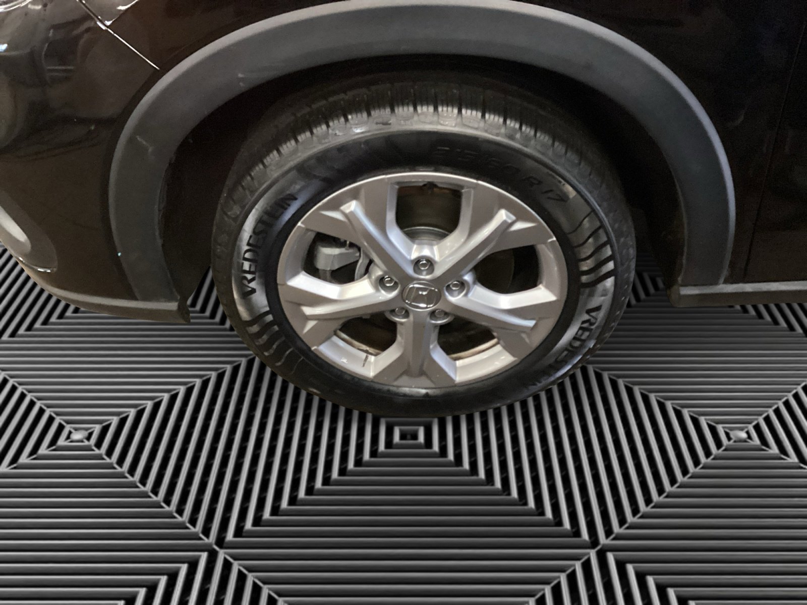 Used 2023 Honda HR-V LX image 14