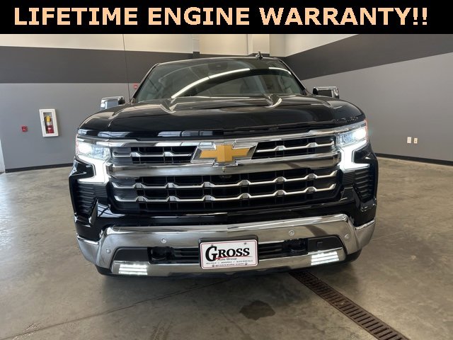 Used 2024 Chevrolet Silverado 1500 LTZ image 4