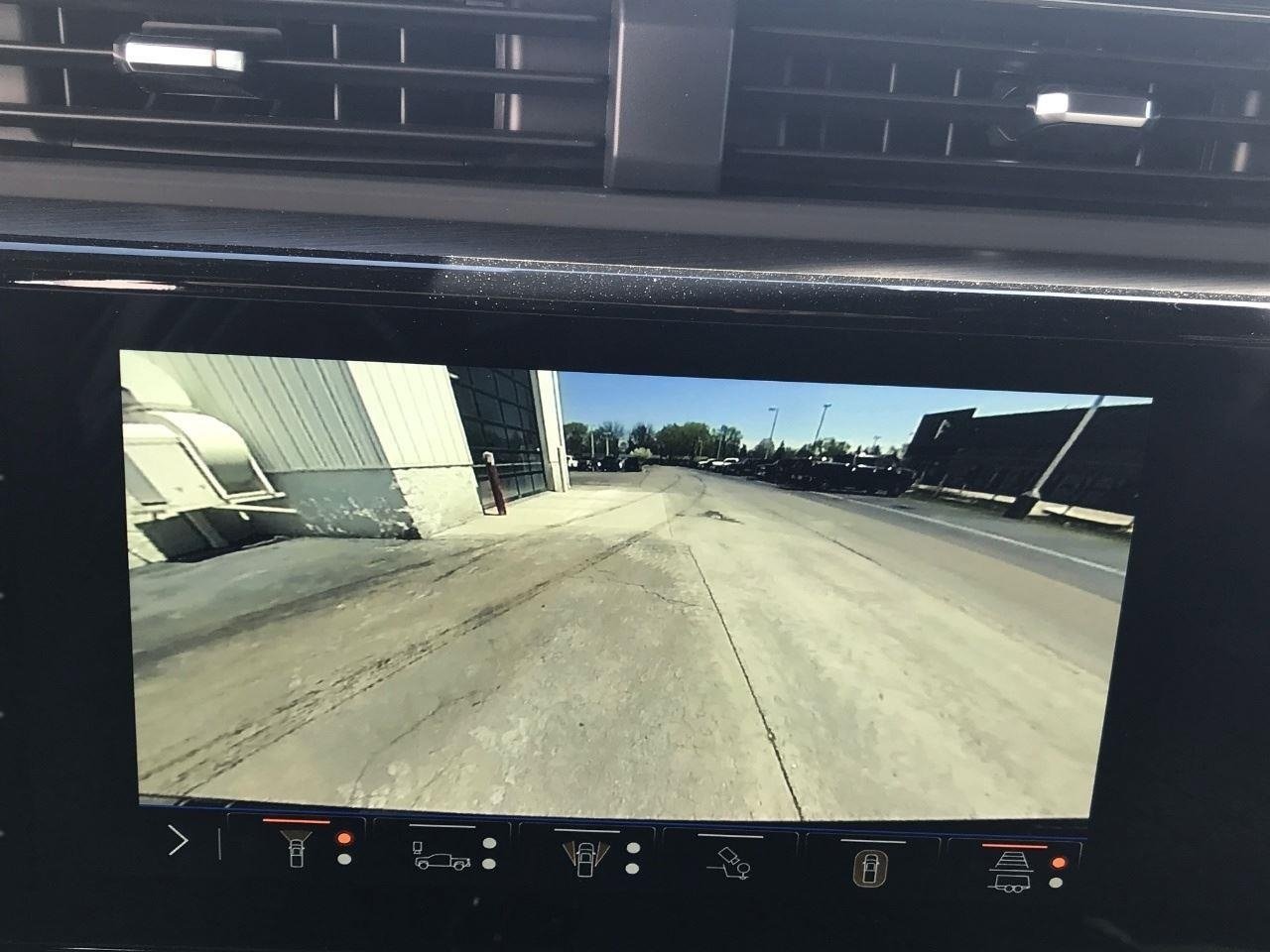 New 2026 GMC Sierra 1500 AT4 w/ AT4 Premium Package AWD/4WD image 64