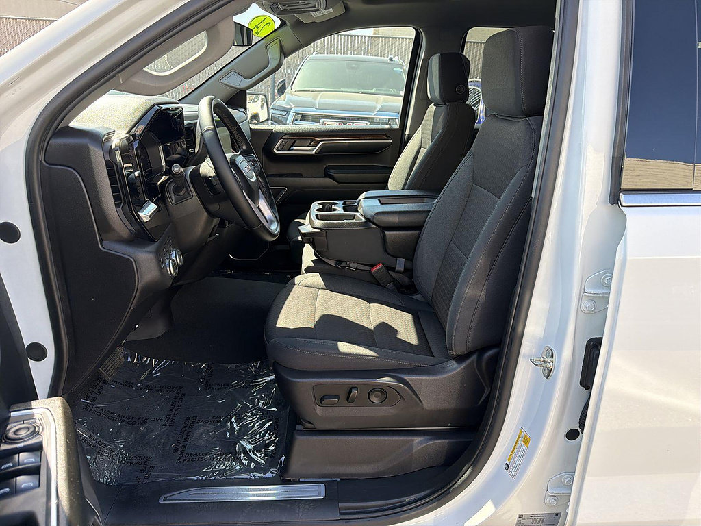 Used 2024 GMC Sierra 1500 SLE AWD/4WD image 18
