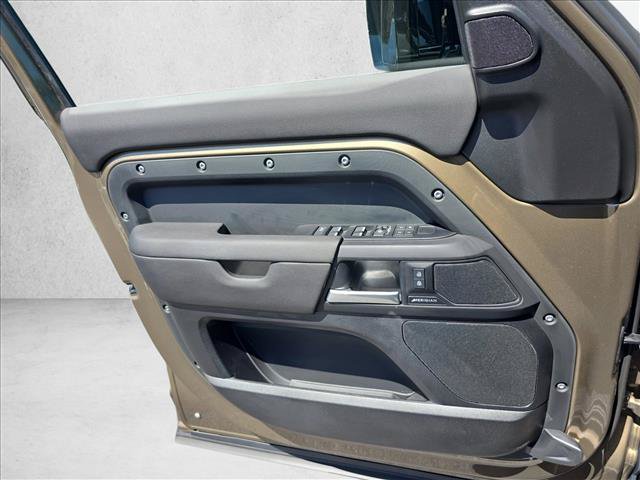 Certified 2025 Land Rover Defender 110 S AWD/4WD image 26