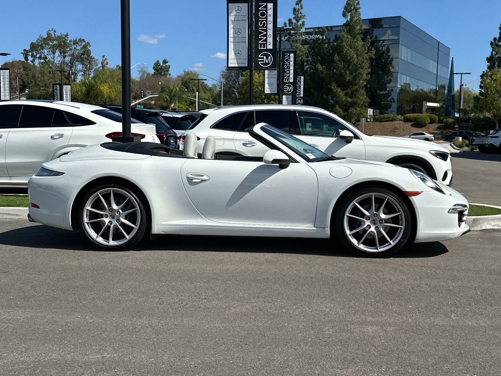 Used 2014 Porsche 911 Carrera RWD image 2