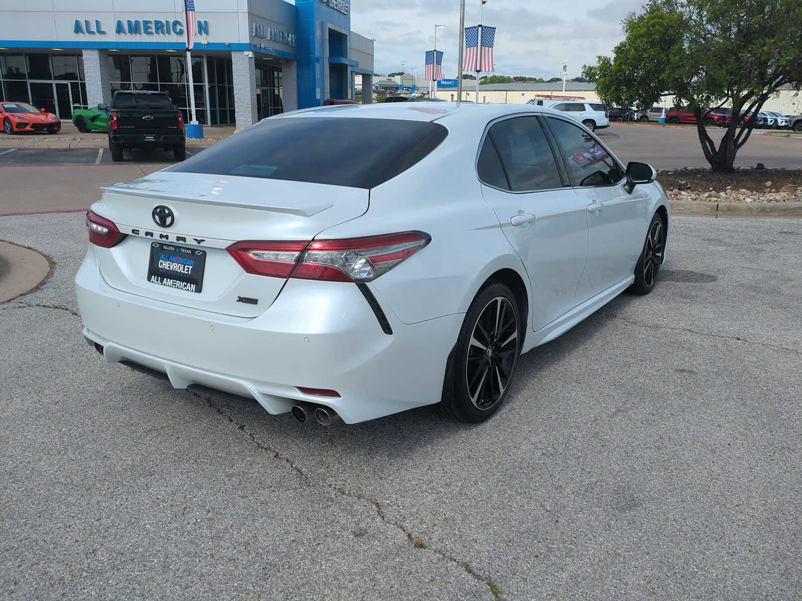 Used 2018 Toyota Camry XSE FWD image 8