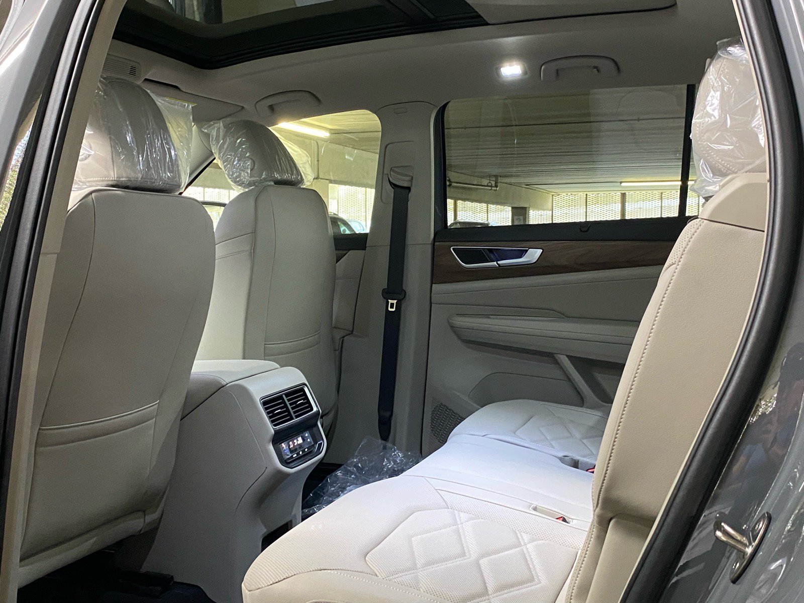 New 2026 Volkswagen Atlas SE AWD/4WD image 11