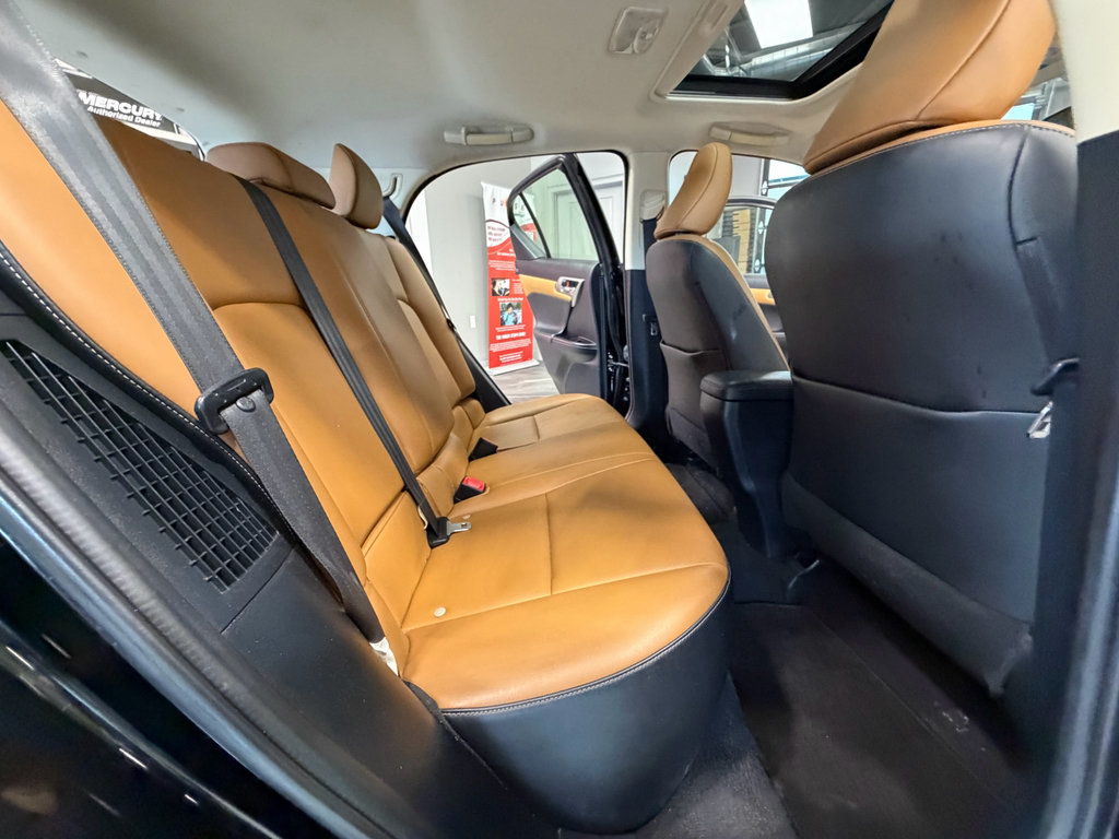 Used 2015 Lexus CT 200h FWD image 45