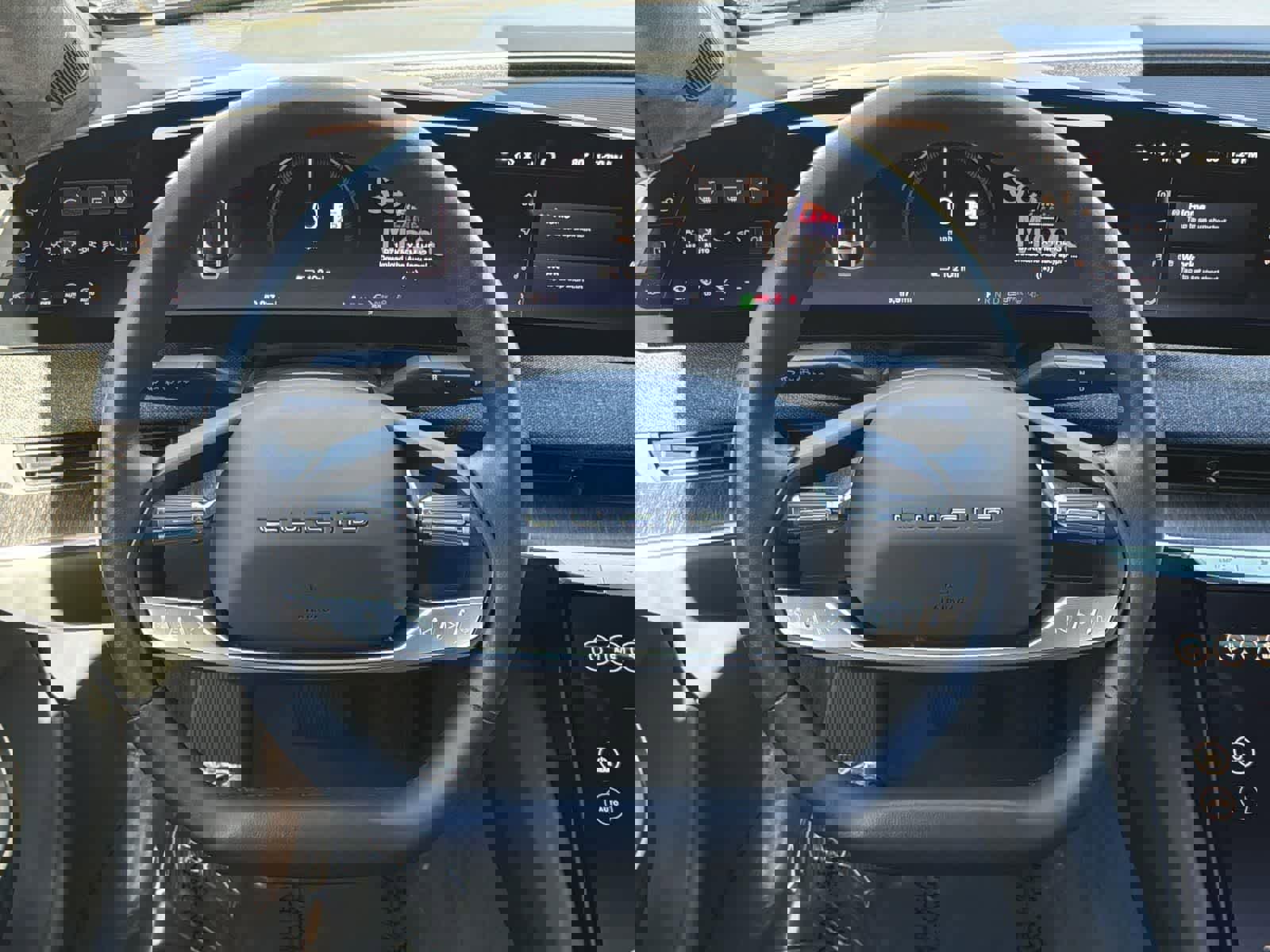 Used 2024 Lucid Air Pure image 11