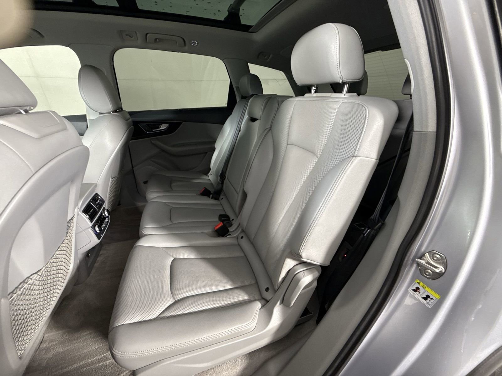 Used 2019 Audi Q7 3.0T Prestige w/ Prestige Package image 27