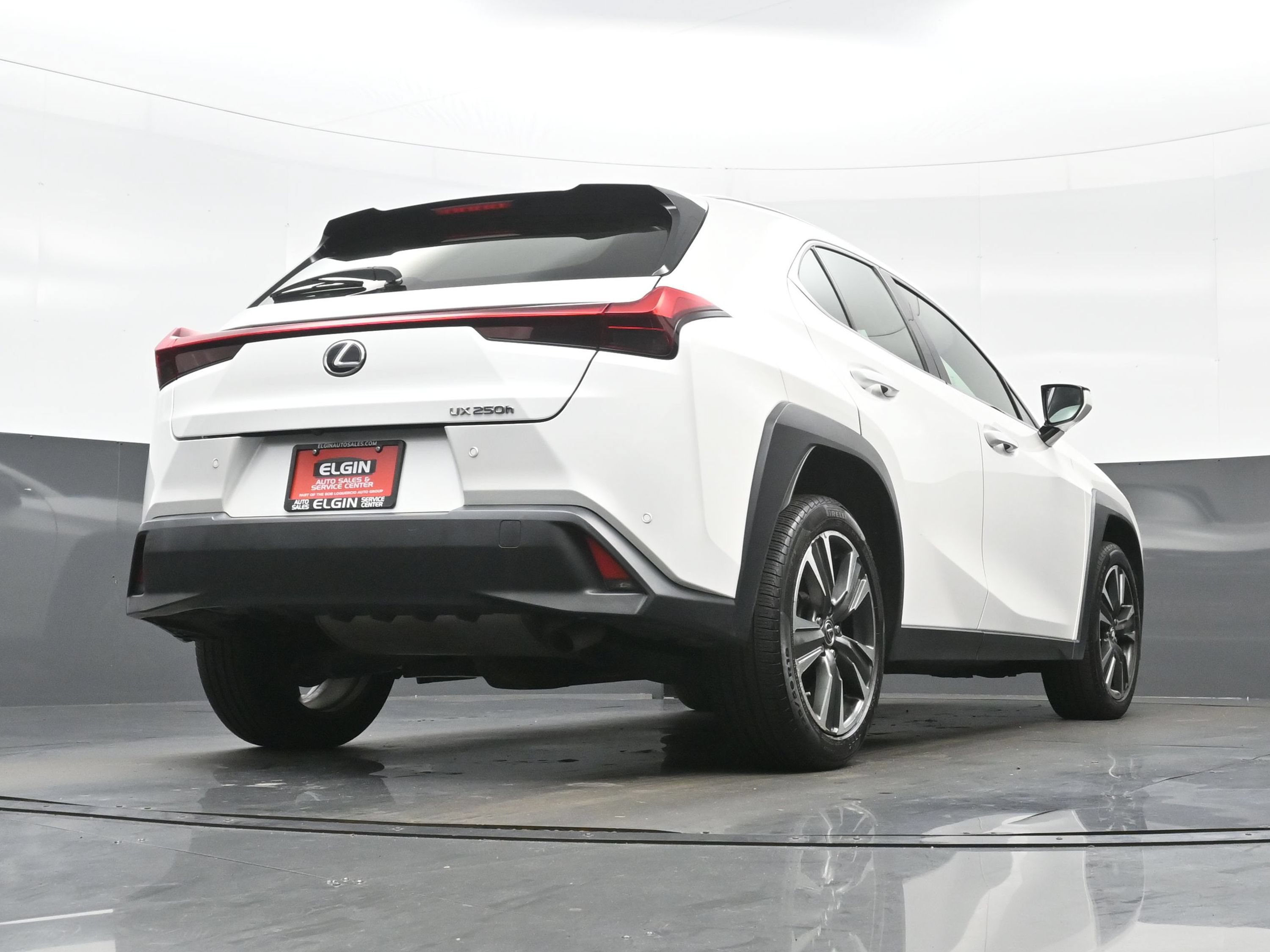 Used 2020 Lexus UX 250h w/ Premium Package AWD/4WD image 37