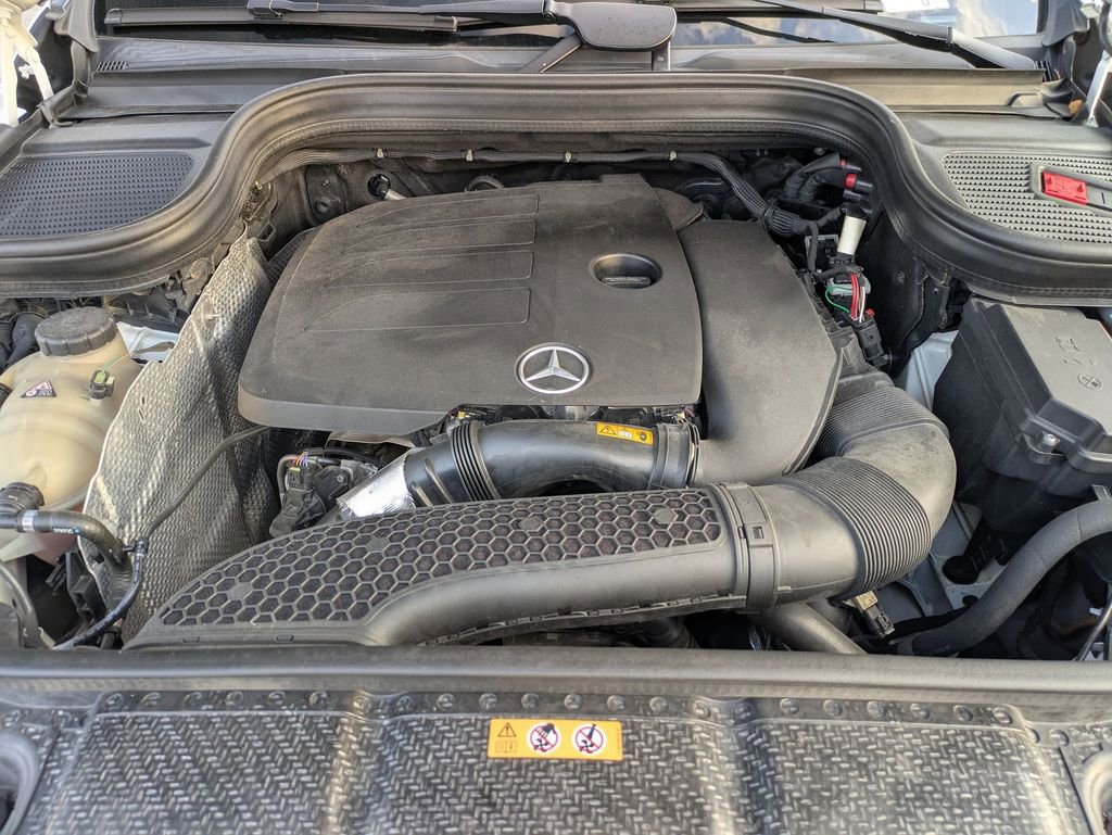 Used 2022 Mercedes-Benz GLE 350 w/ AMG Line Exterior image 9