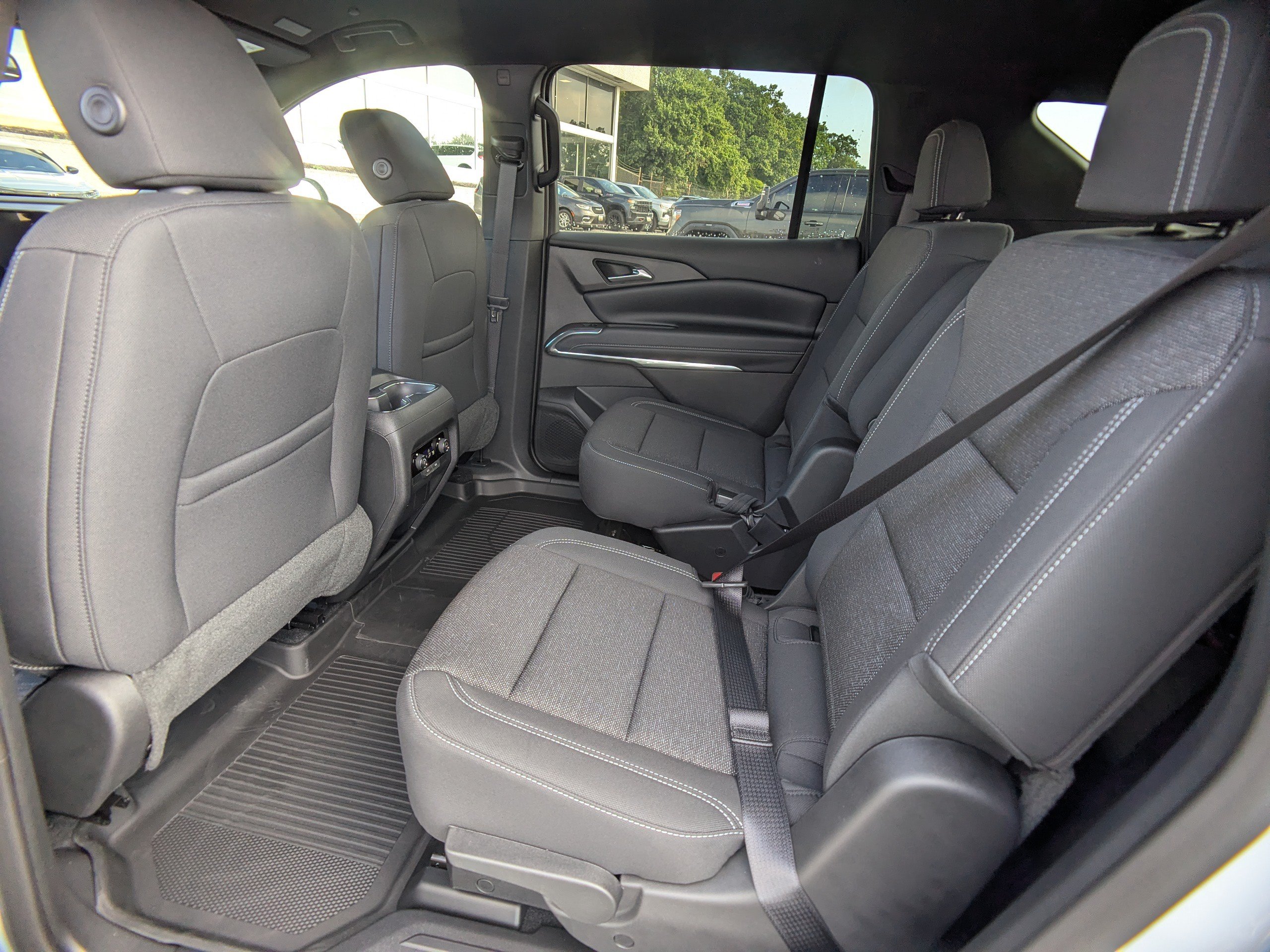 New 2026 Chevrolet Traverse LT w/ LPO, Floor Liner Package FWD image 13