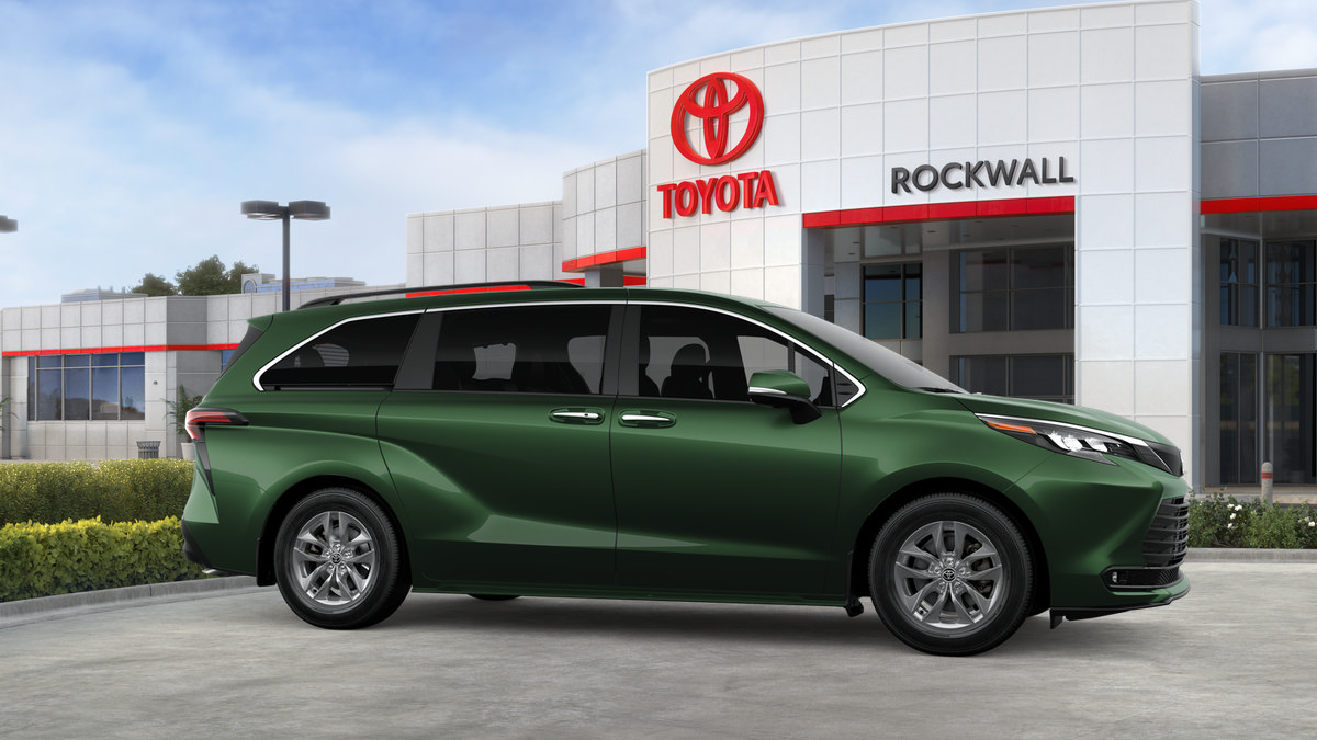 New 2026 Toyota Sienna XLE FWD image 42