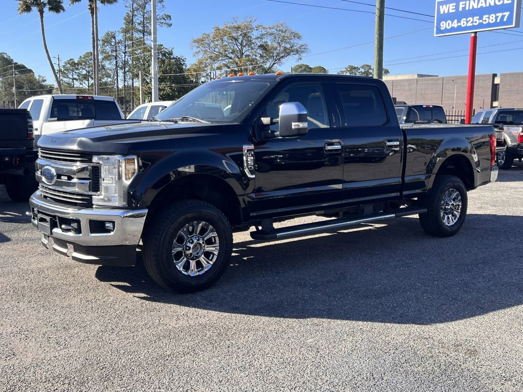 Used 2019 Ford F250 XLT w/ XLT Premium Package image 3