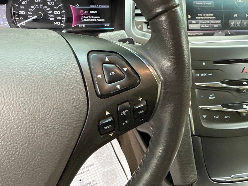 Used 2015 Lincoln MKS AWD image 27