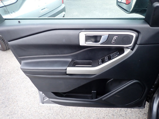 Certified 2022 Ford Explorer XLT image 16
