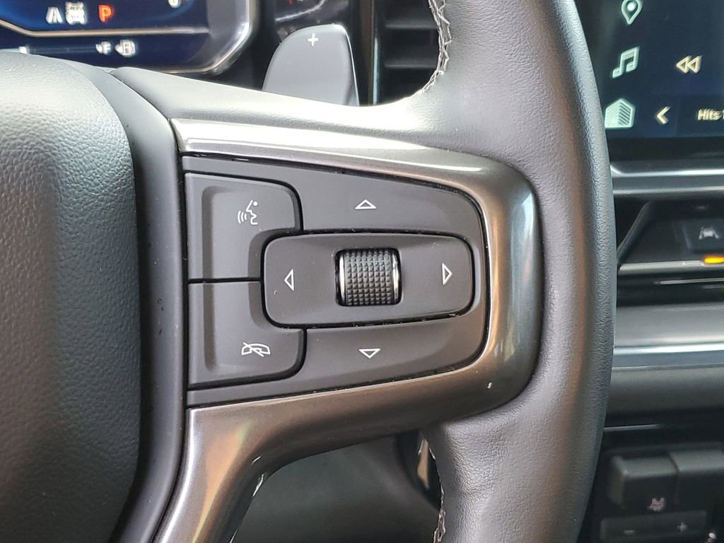 Used 2024 Chevrolet Silverado 1500 High Country image 14
