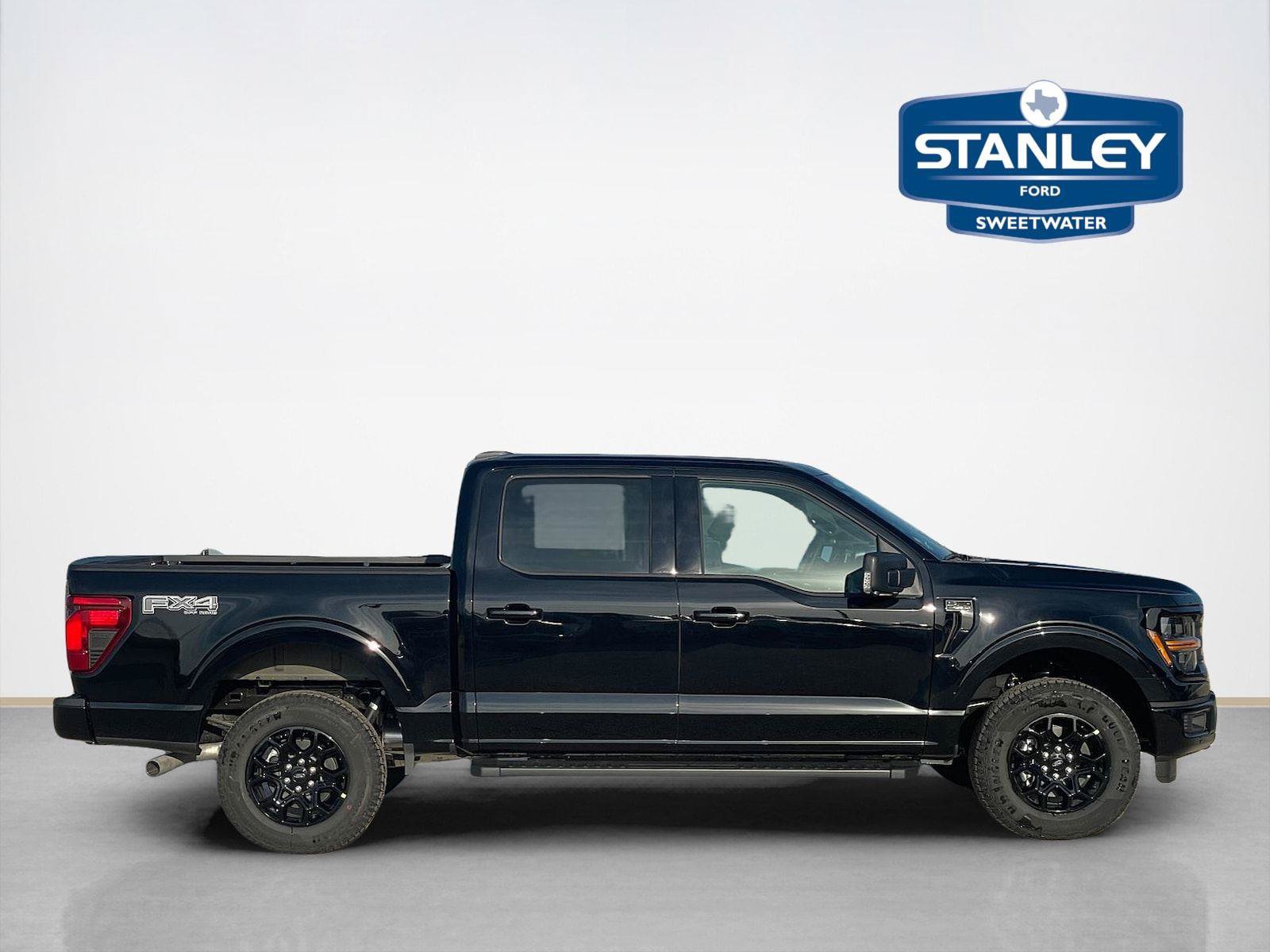 New 2026 Ford F150 XLT w/ Equipment Group 302A MID AWD/4WD image 9