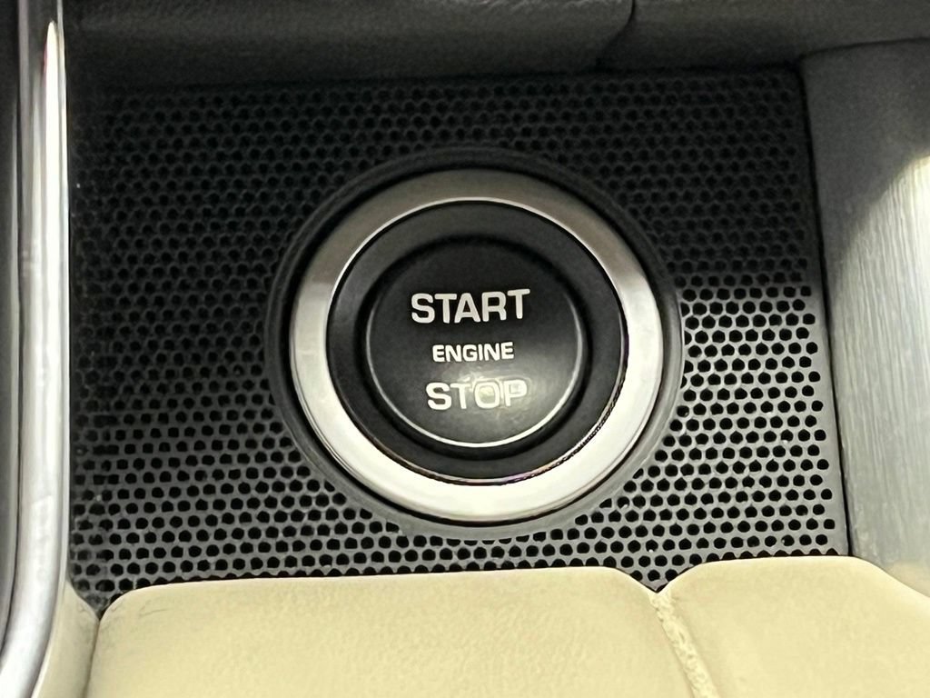 Used 2018 Land Rover Range Rover HSE AWD/4WD image 15
