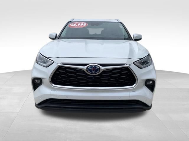 Certified 2022 Toyota Highlander Limited AWD/4WD image 30