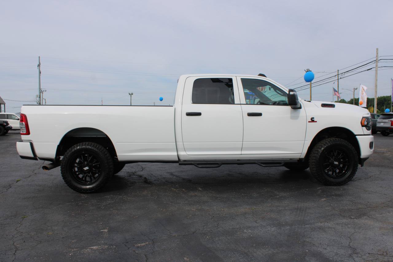 Used 2023 RAM 3500 Tradesman AWD/4WD image 3