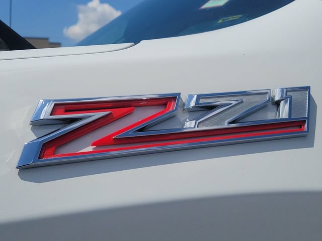 Used 2024 Chevrolet Silverado 1500 LT w/ Z71 Off-Road Package AWD/4WD image 7