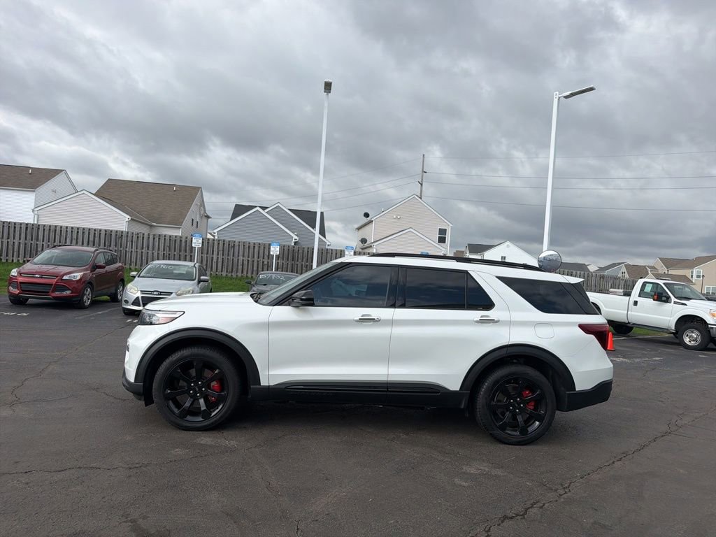 Used 2024 Ford Explorer ST w/ Equipment Group 401A image 12