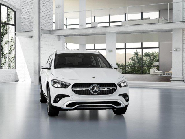 Used 2025 Mercedes-Benz GLA 250 image 32