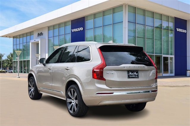 Used 2025 Volvo XC90 T8 Plus w/ Protection Package Premier image 4