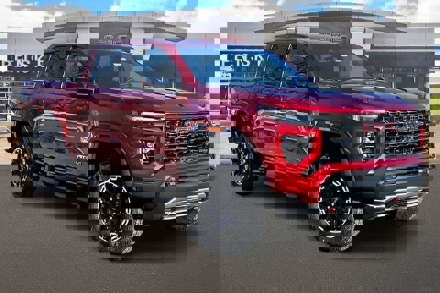 New 2026 GMC Canyon AT4 w/ Technology Plus Package image 2