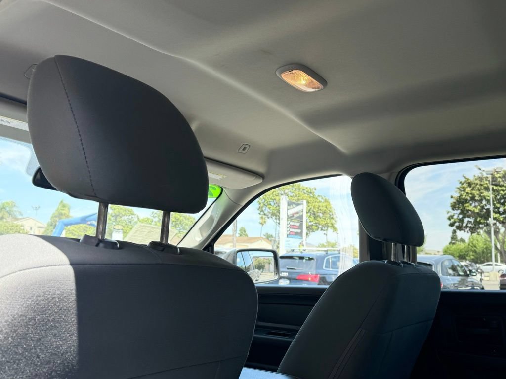 Used 2018 RAM 1500 Express RWD image 17