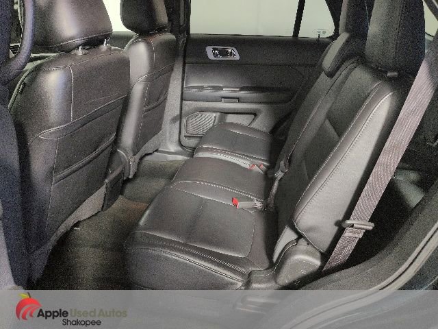 Used 2014 Ford Explorer XLT w/ Equipment Group 202A AWD/4WD image 35