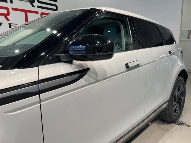 Used 2025 Land Rover Range Rover Evoque S image 11