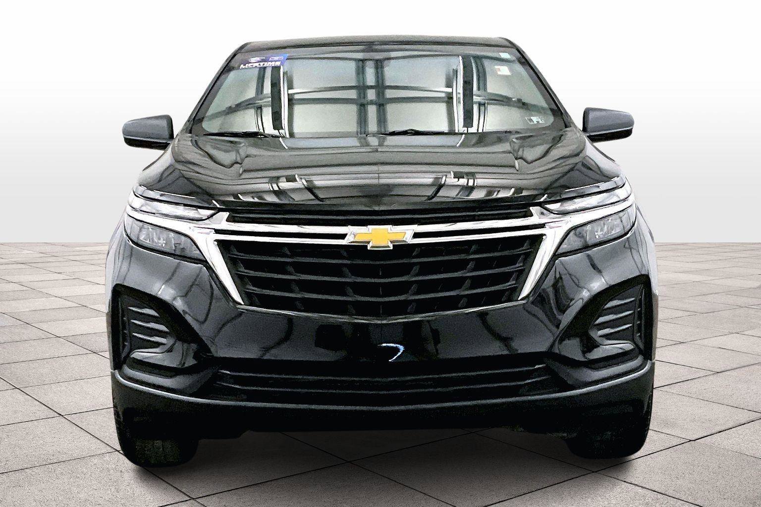 Used 2024 Chevrolet Equinox LS image 3