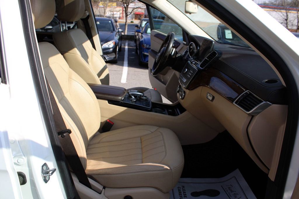 Used 2019 Mercedes-Benz GLS 450 4MATIC image 17
