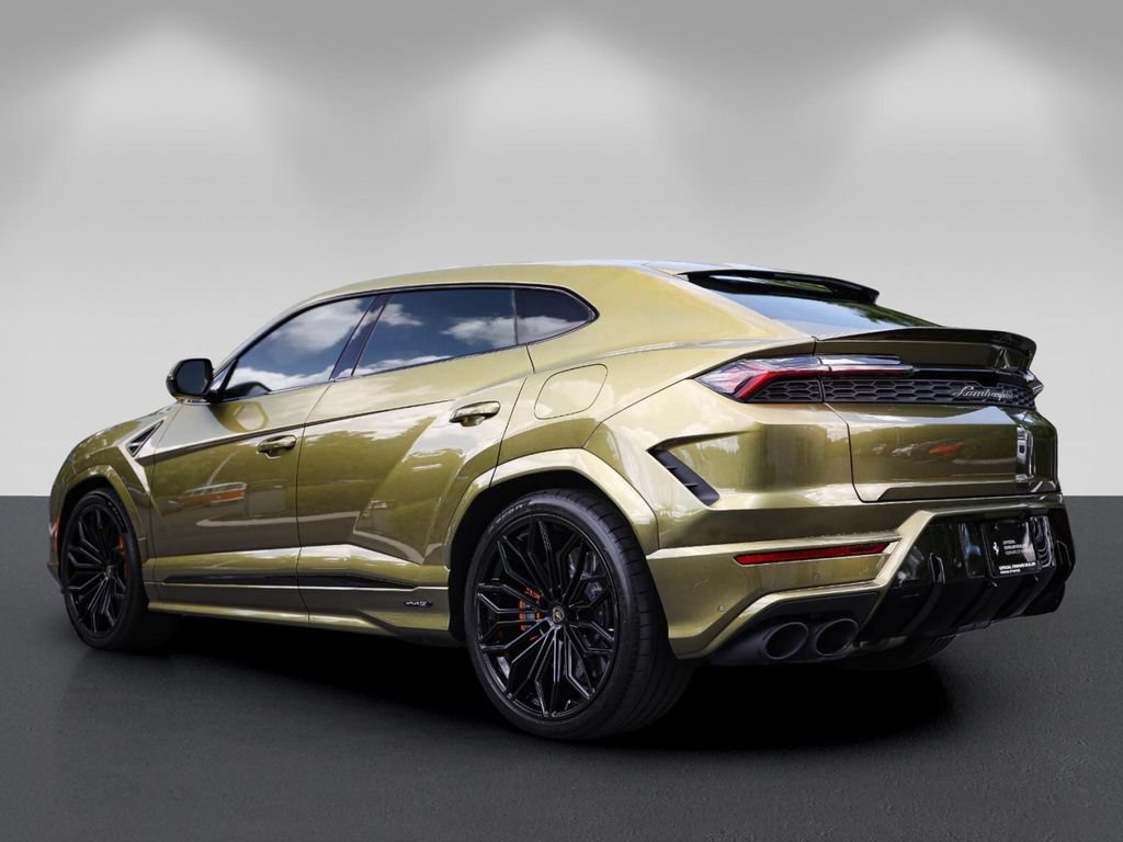 Used 2026 Lamborghini Urus SE AWD/4WD image 5