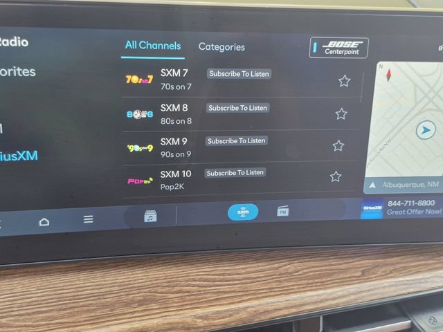 Used 2024 Hyundai Santa Fe Limited AWD/4WD image 14
