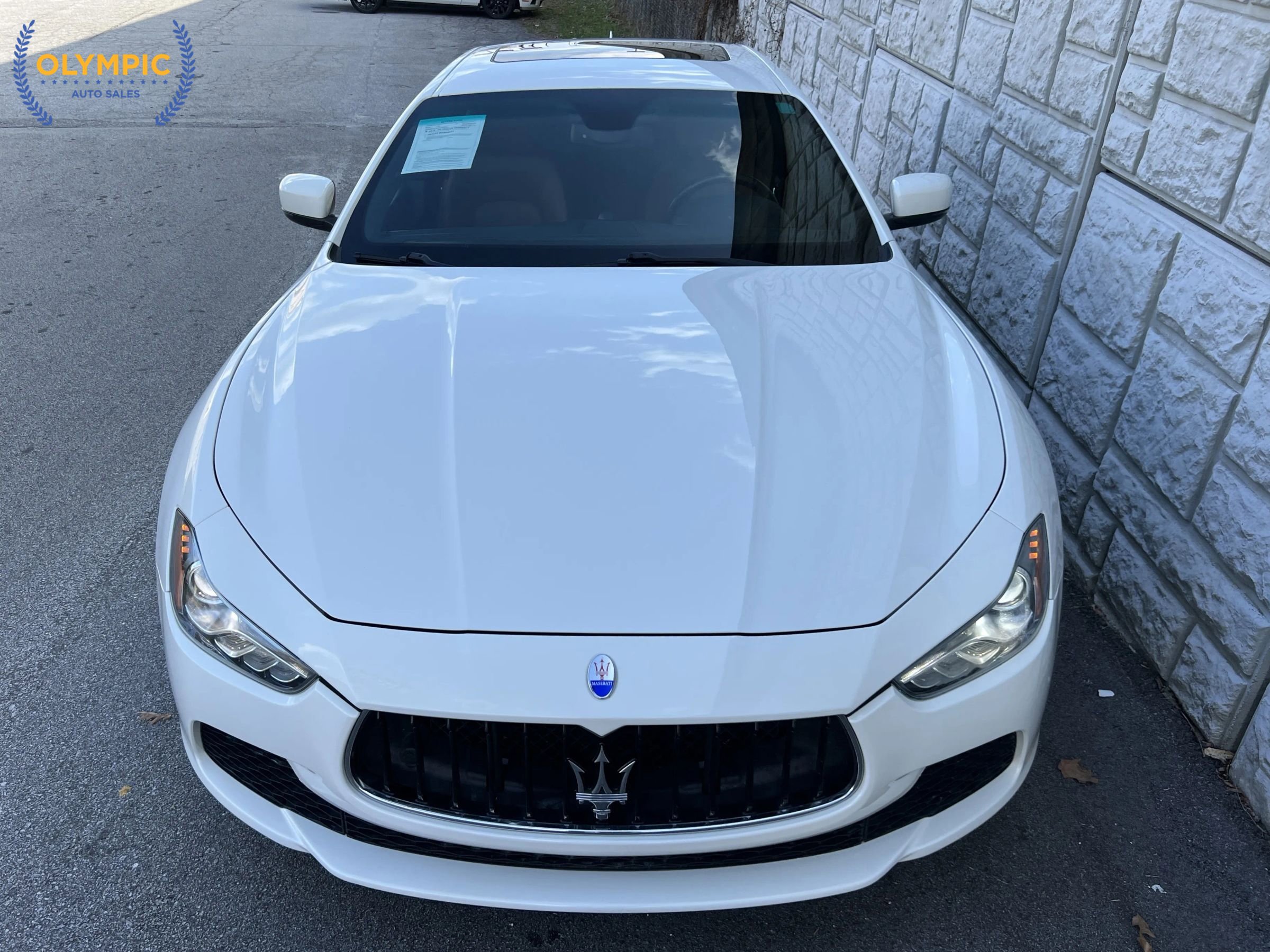 Used 2016 Maserati Ghibli video 2